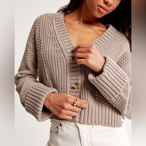 Abercrombie & Fitch Sweaters - Abercrombie And Fitch Cotton Blend Seed Stitch Cardigan in Brown Sz S